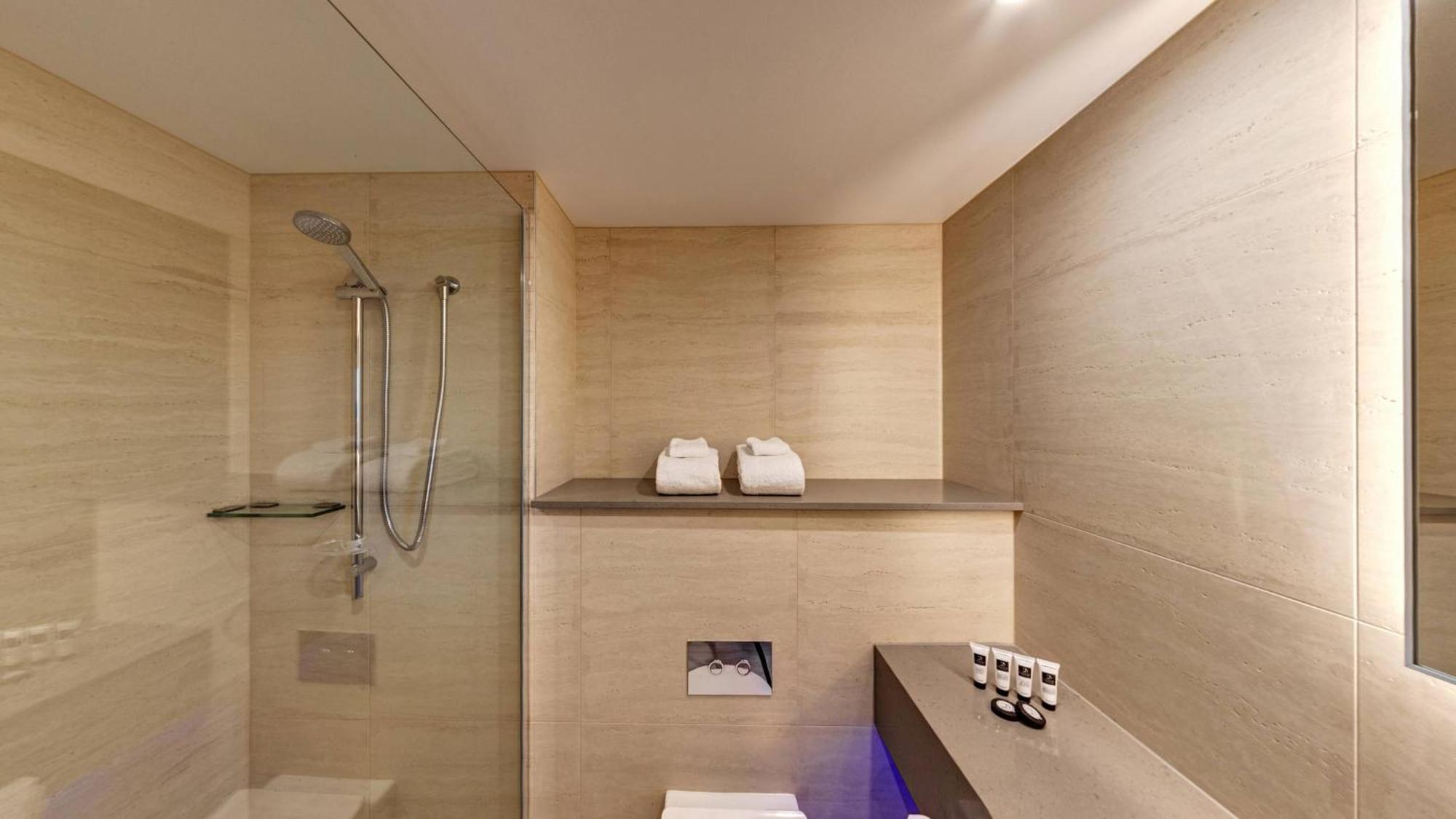 אגם טה אנאו Distinction Luxmore Hotel מראה חיצוני תמונה